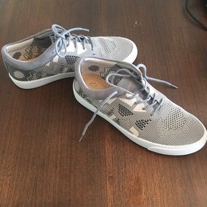 Clarks Somerset sneakers! EUC